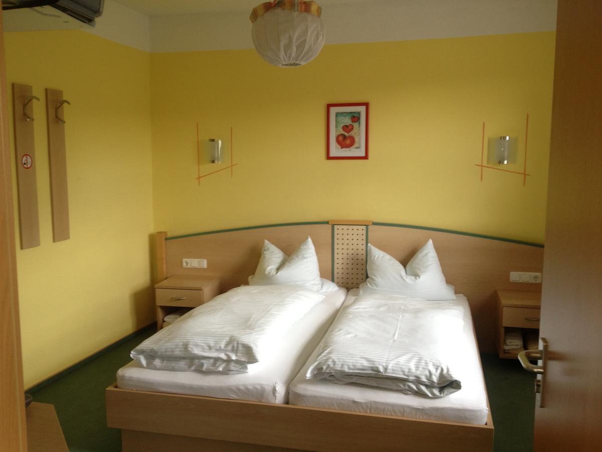 Landhotel Waldesruh Фюрт им Валд Екстериор снимка